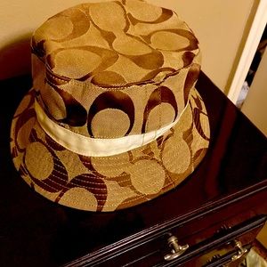 COACH Bucket Hat